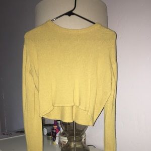 yellow sweater brandy melville